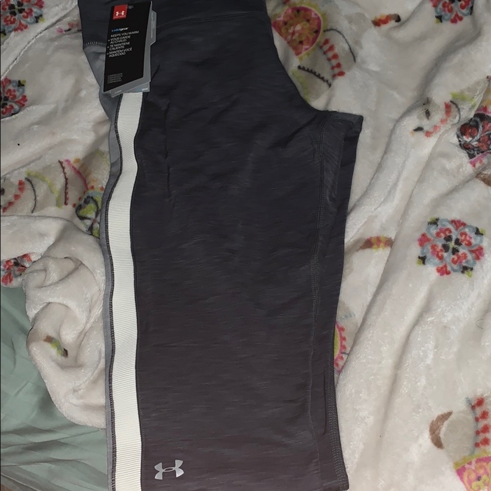 Under Armour active compression leggings